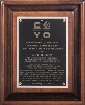 1997 John V. Mara Sports Award Presented to Lou Holtz (Holtz LOA)